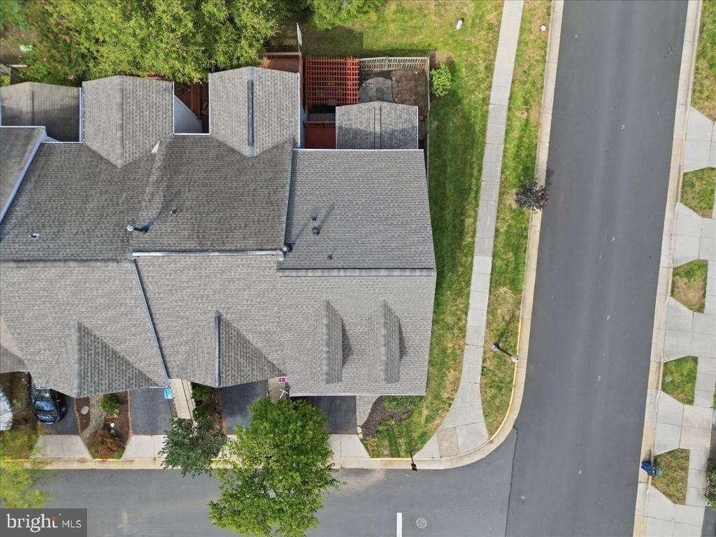 43092 Francis Square - Photo 42
