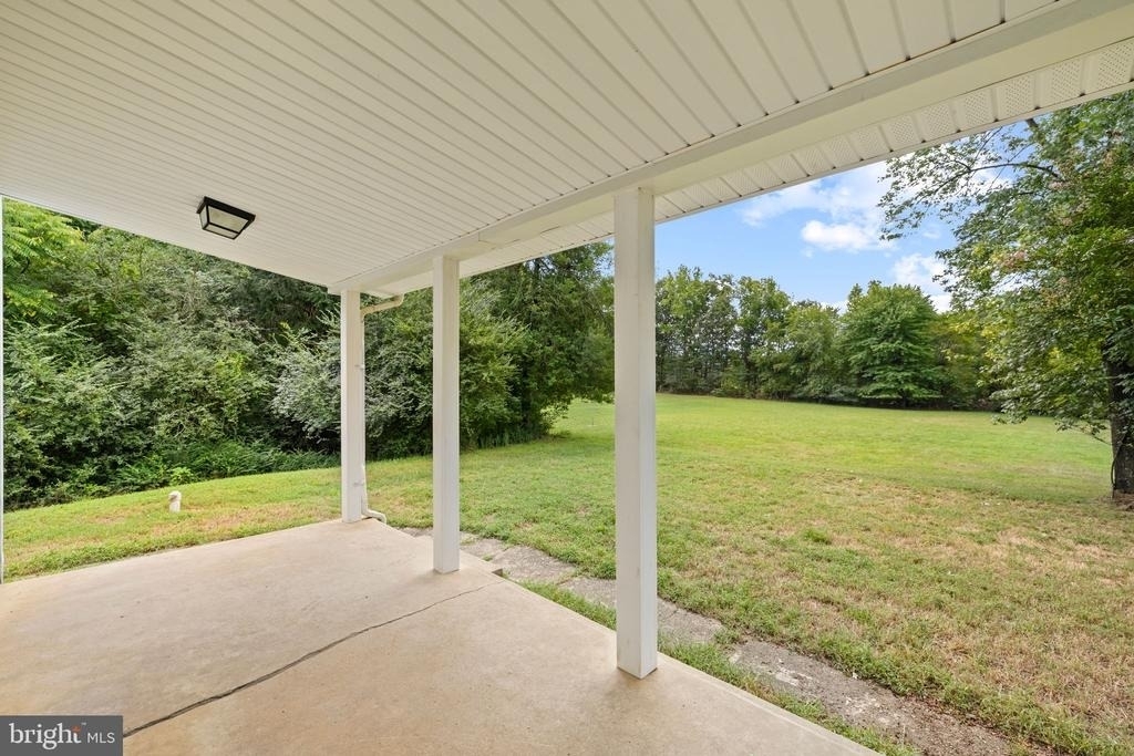 1457 Caledon Road - Photo 35
