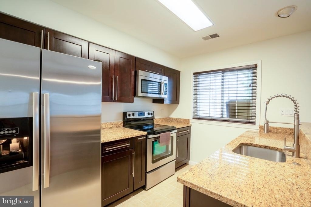 12887 Grays Pointe Road - Photo 11