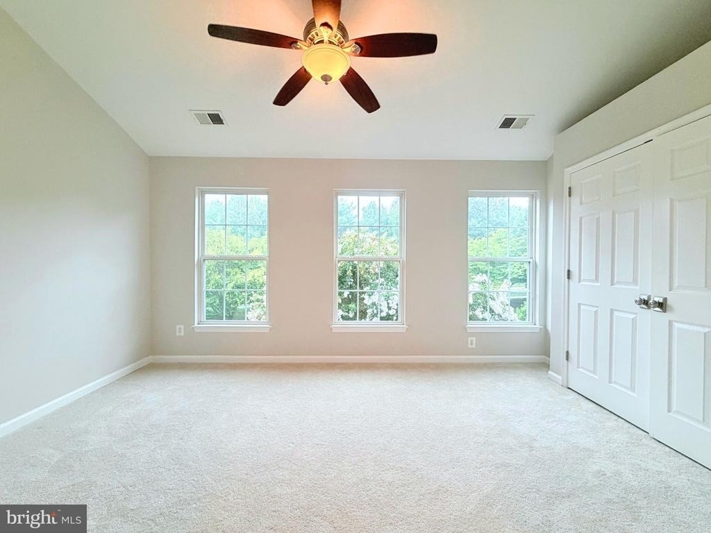 1274 Vintage Place - Photo 22
