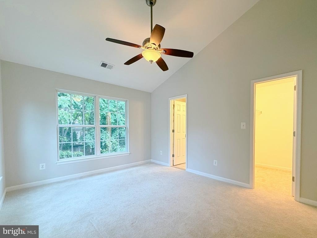 1274 Vintage Place - Photo 17