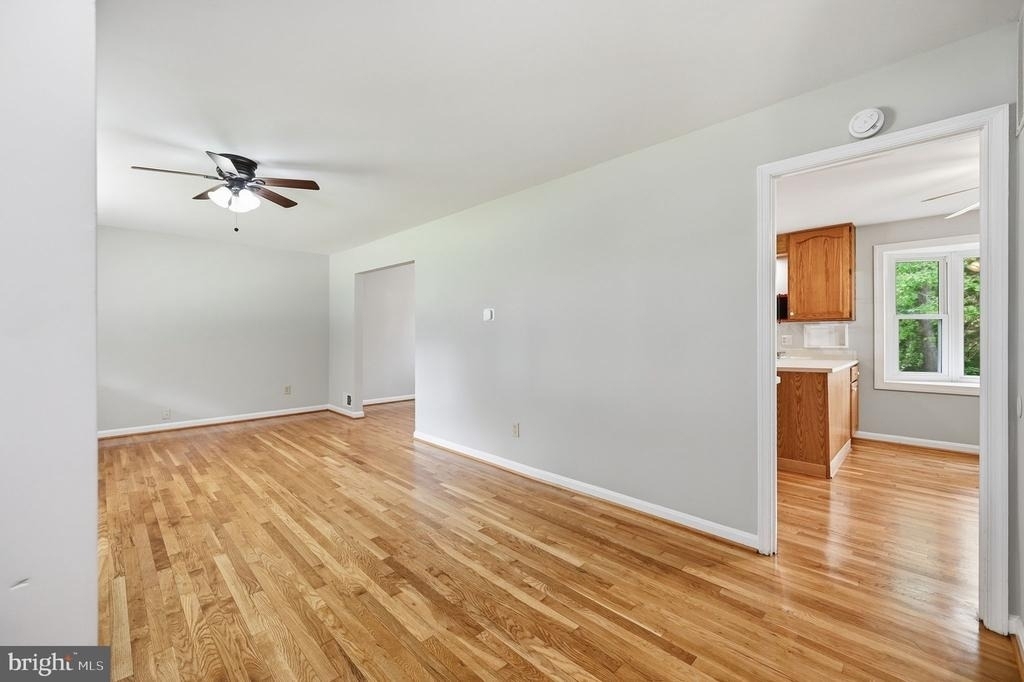 8608 Parliament Drive - Photo 8