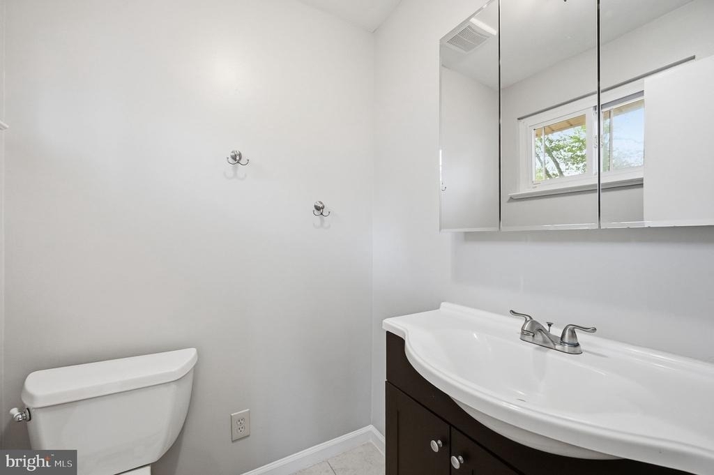 8608 Parliament Drive - Photo 16