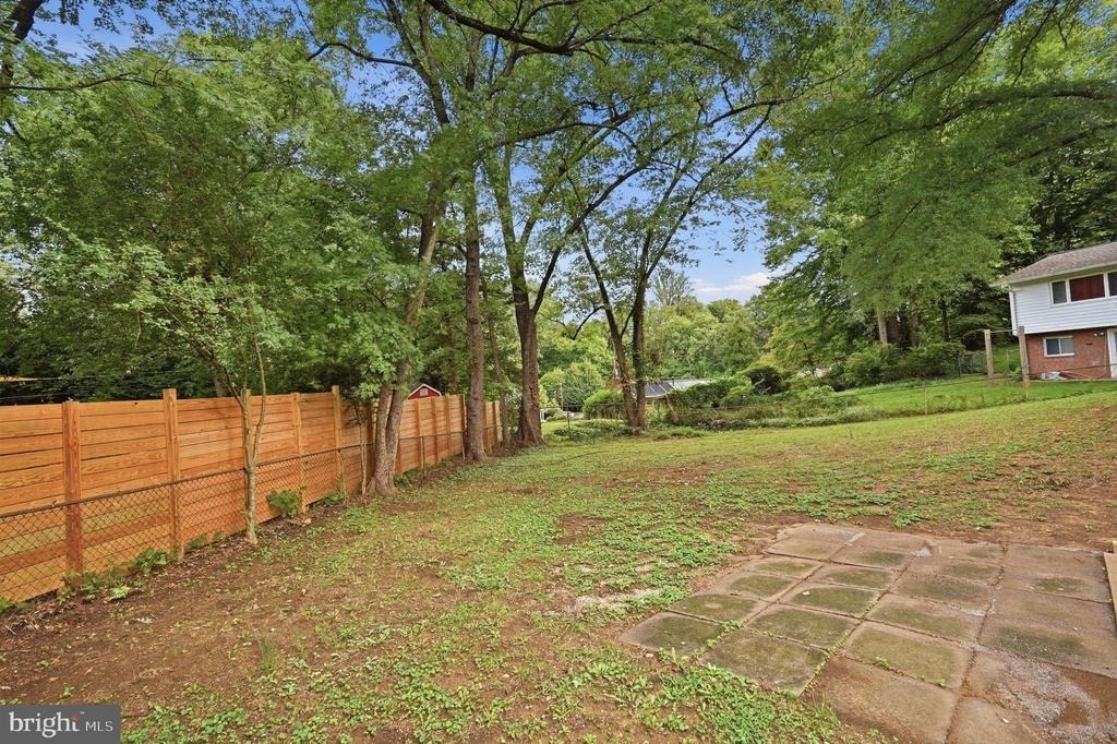 8608 Parliament Drive - Photo 30
