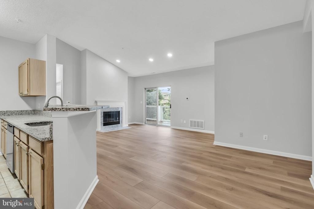 1701 Lake Shore Crest Drive - Photo 5