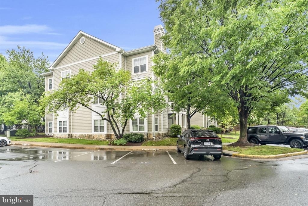 1701 Lake Shore Crest Drive - Photo 0