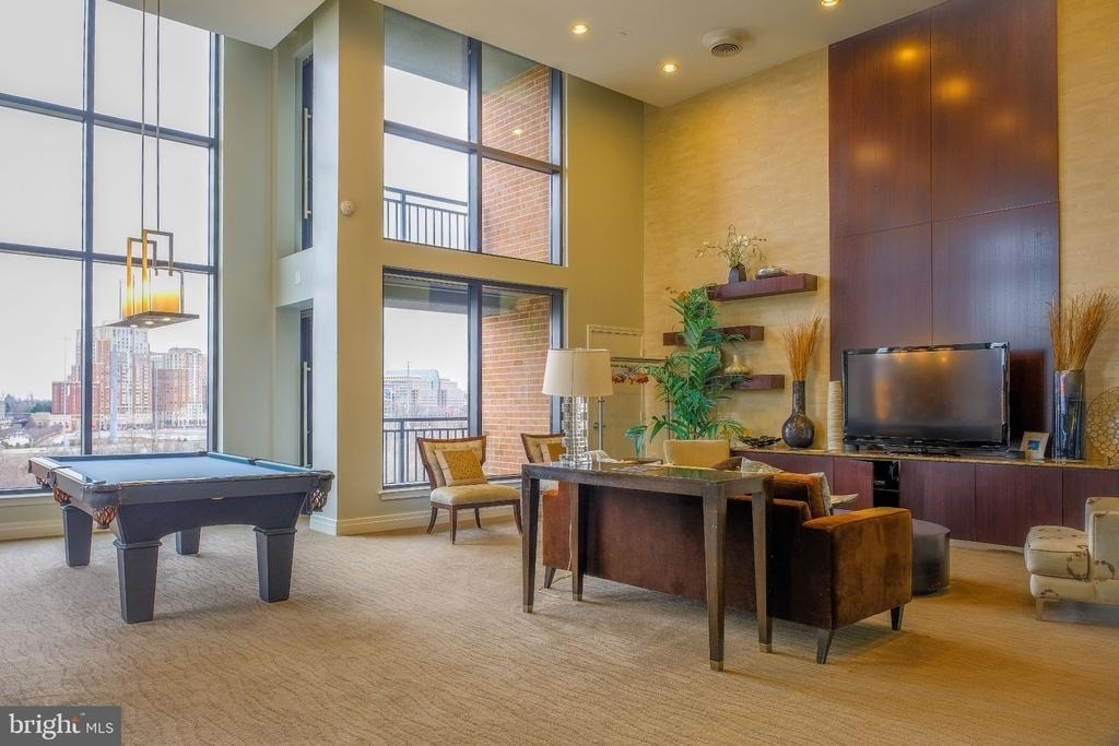 2451 Midtown Avenue - Photo 13