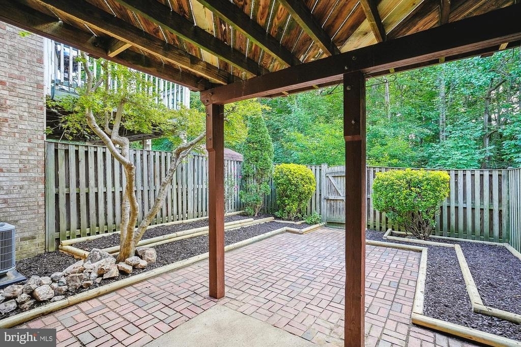 8021 Bethelen Woods Lane - Photo 30