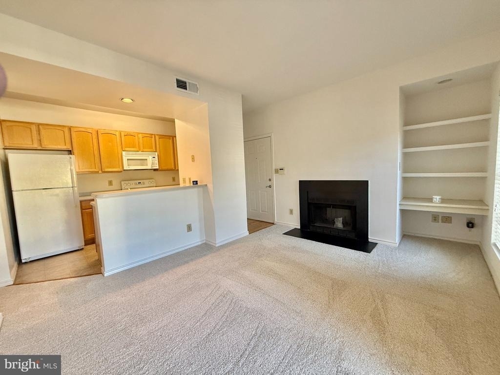 12155 Penderview Terrace - Photo 9