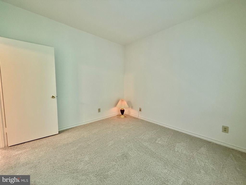 12155 Penderview Terrace - Photo 18