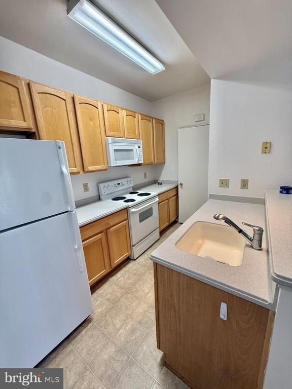 12155 Penderview Terrace - Photo 15