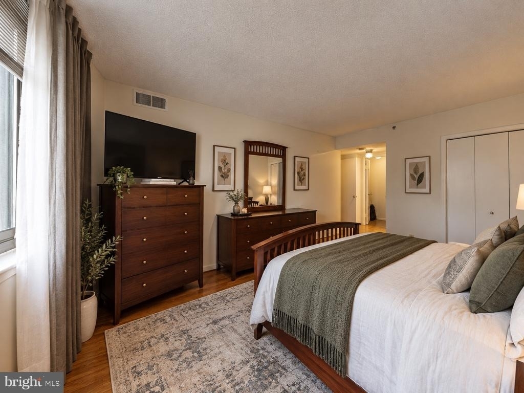 5505 Seminary Road - Photo 7