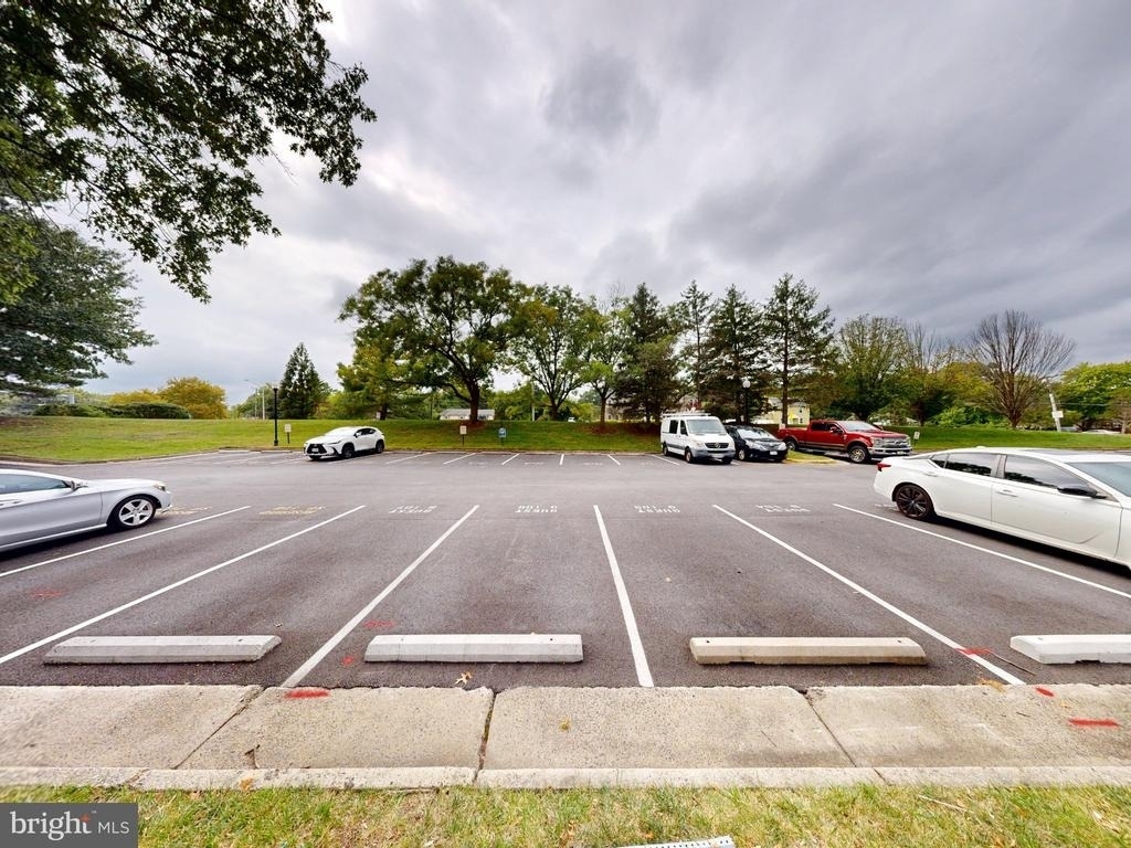 5505 Seminary Road - Photo 26