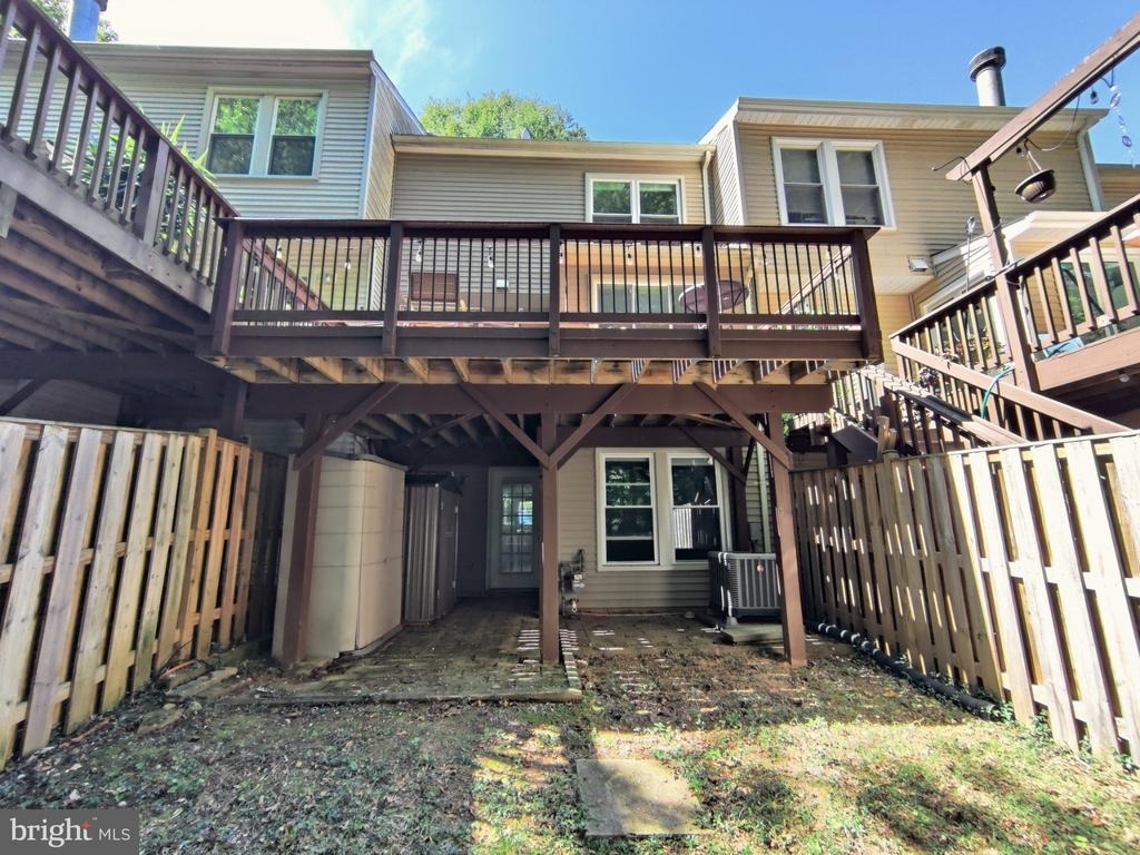 6061 Clay Spur Court - Photo 21