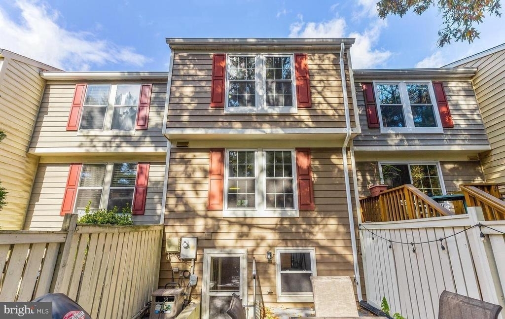 1679 Fieldthorn Drive - Photo 19