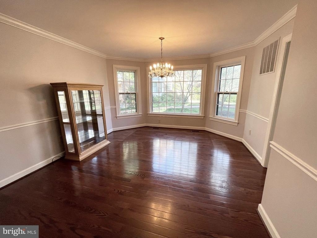 6319 Chaucer View Circle - Photo 7