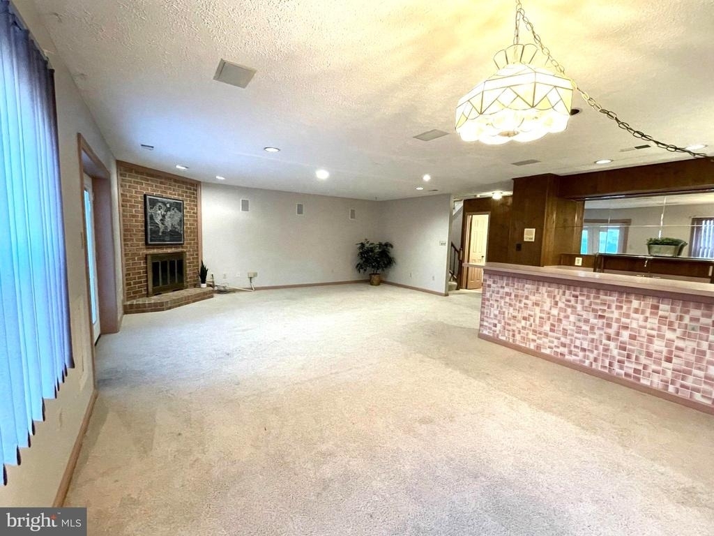 6319 Chaucer View Circle - Photo 4