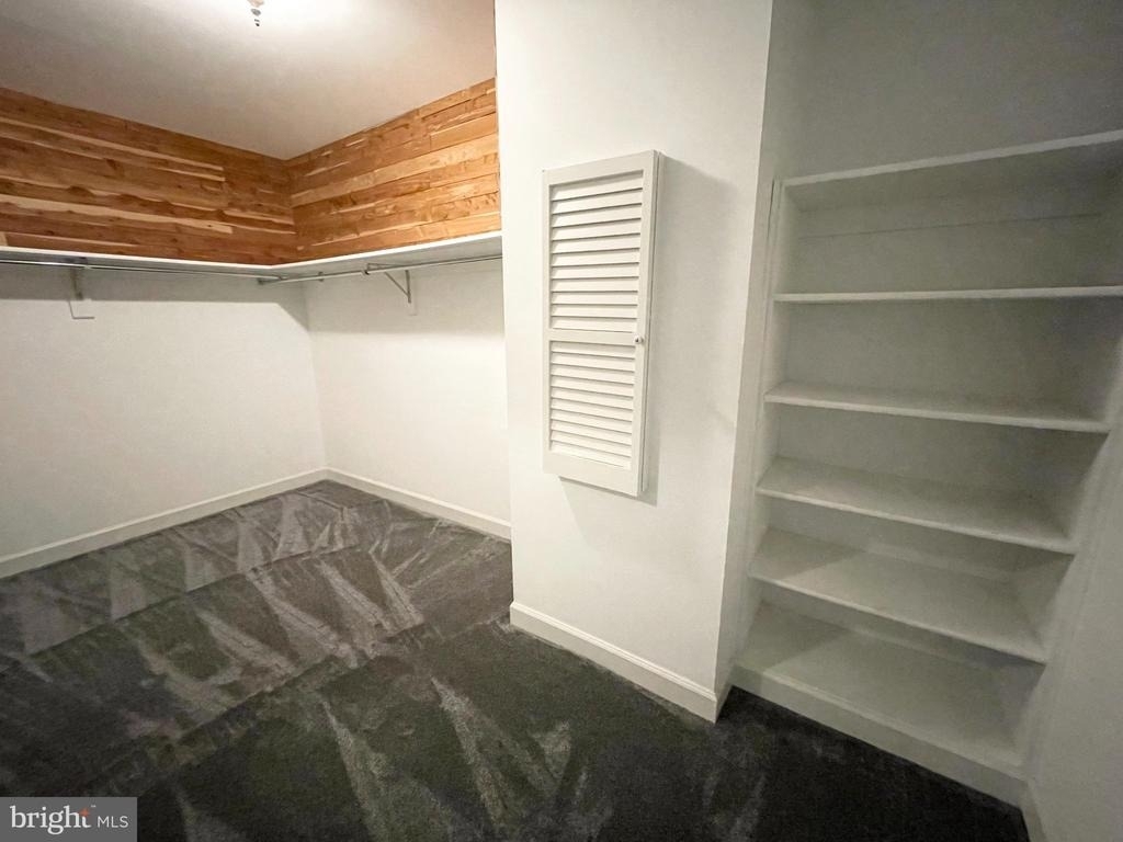 6319 Chaucer View Circle - Photo 19