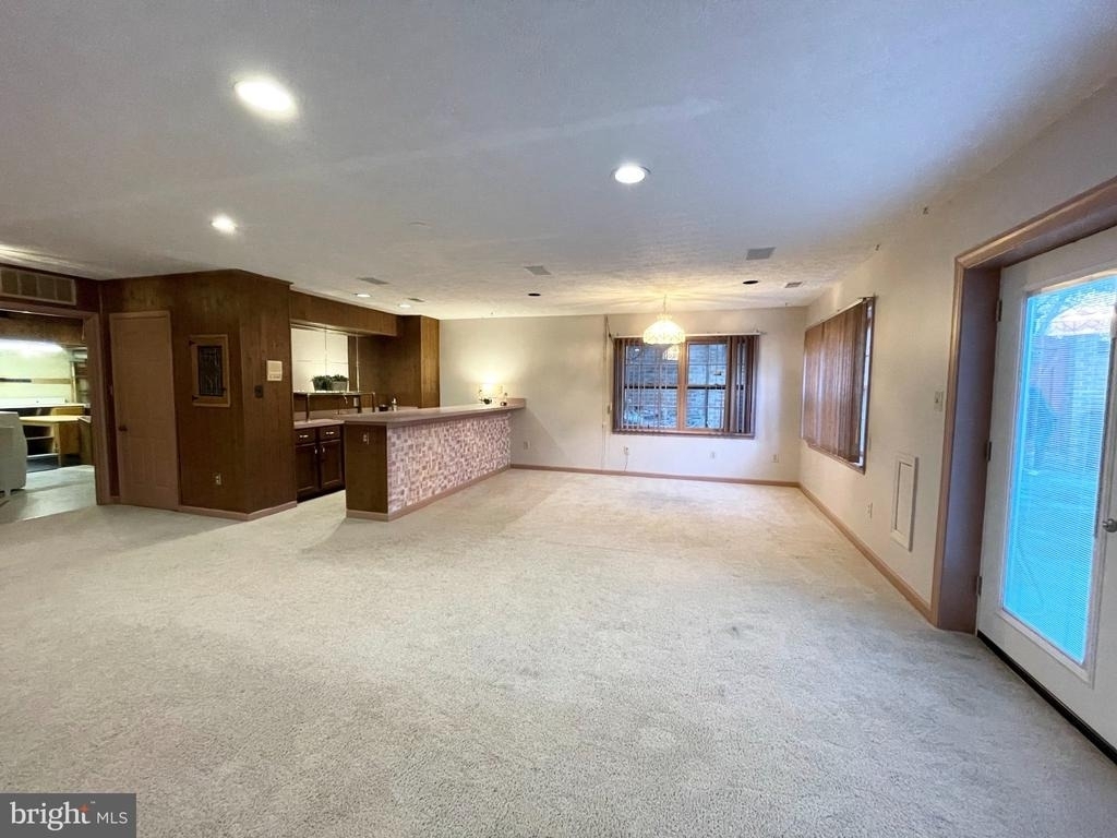 6319 Chaucer View Circle - Photo 35
