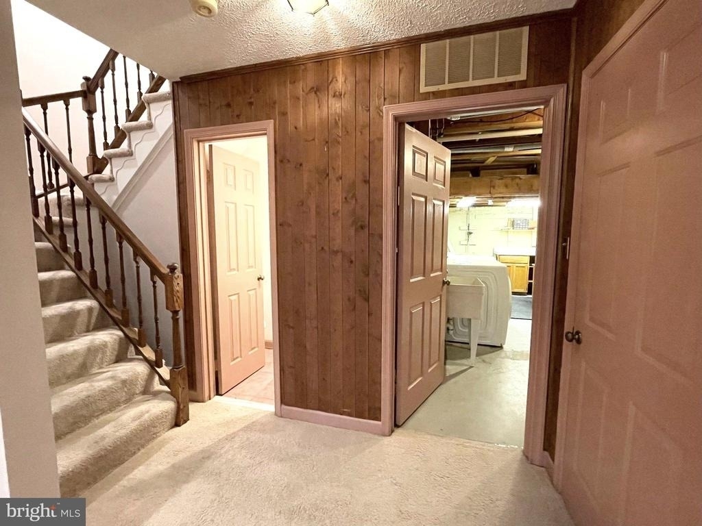 6319 Chaucer View Circle - Photo 33