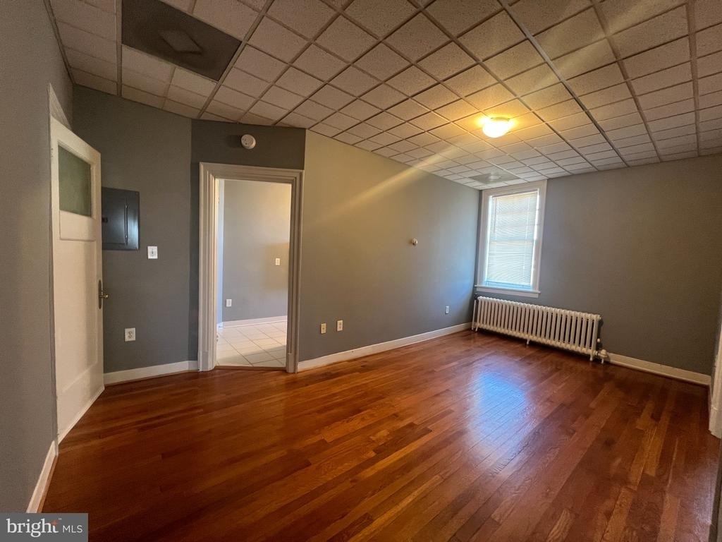 403 William Street - Photo 3