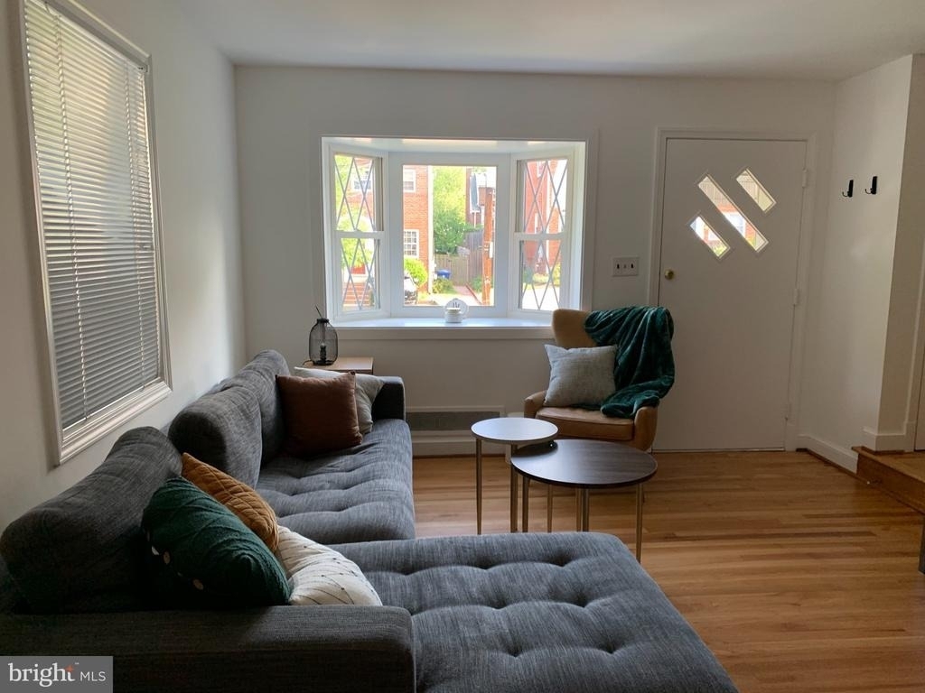 9 E Myrtle Street - Photo 4