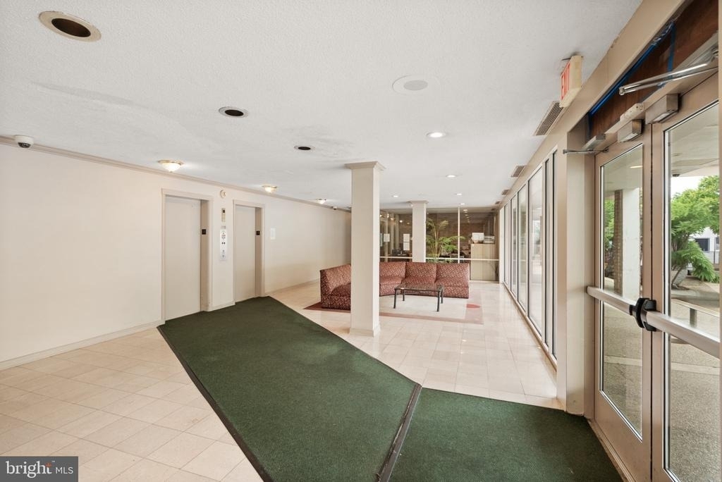 4520 King Street - Photo 2