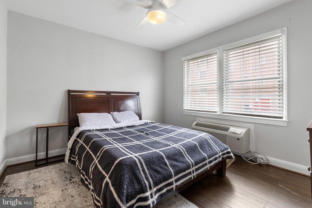 1804 W Abingdon Drive - Photo 11
