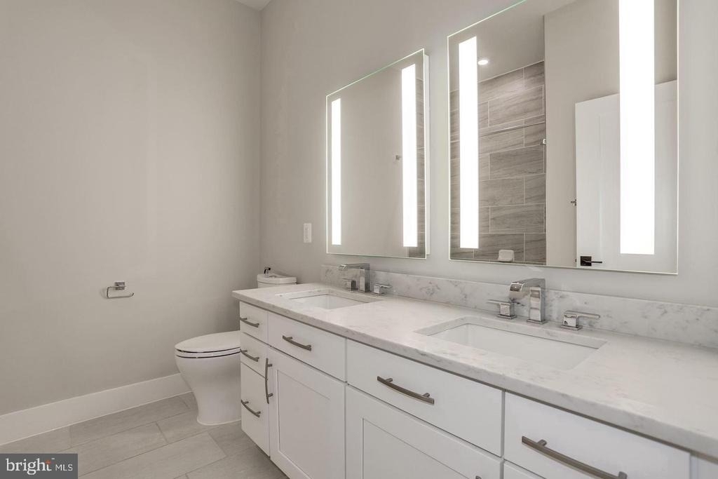 1411 Key Boulevard - Photo 12