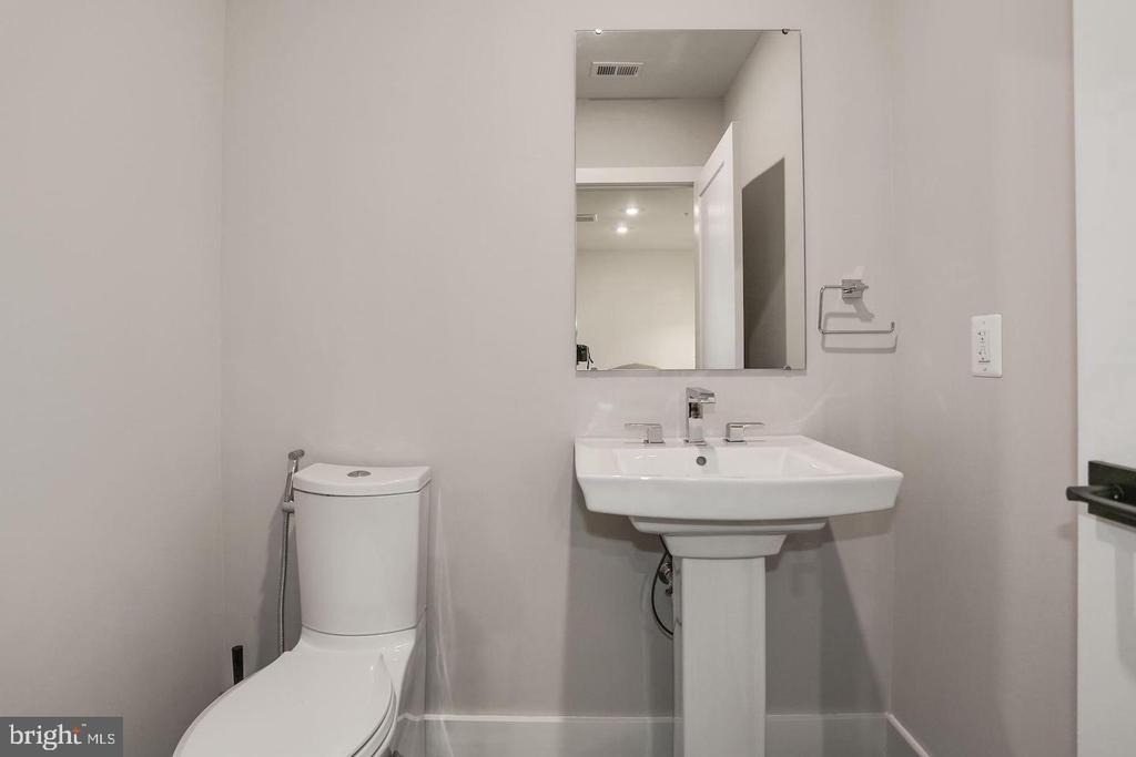 1411 Key Boulevard - Photo 8