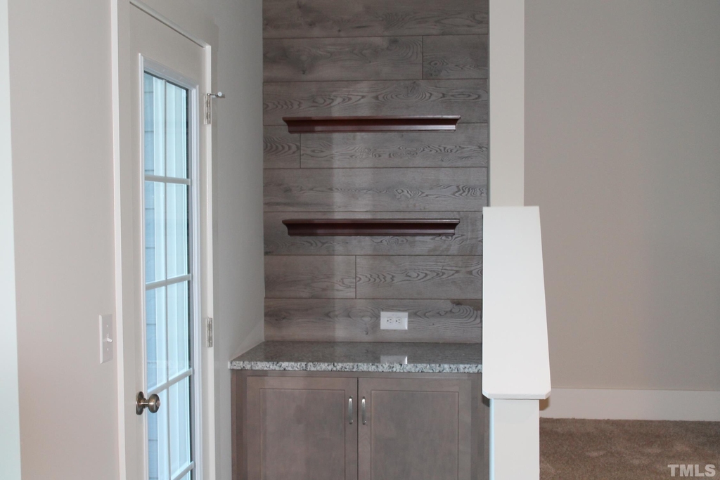 825 S Franklin Street - Photo 7