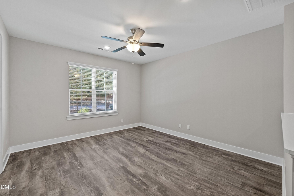 825 S Franklin Street - Photo 11