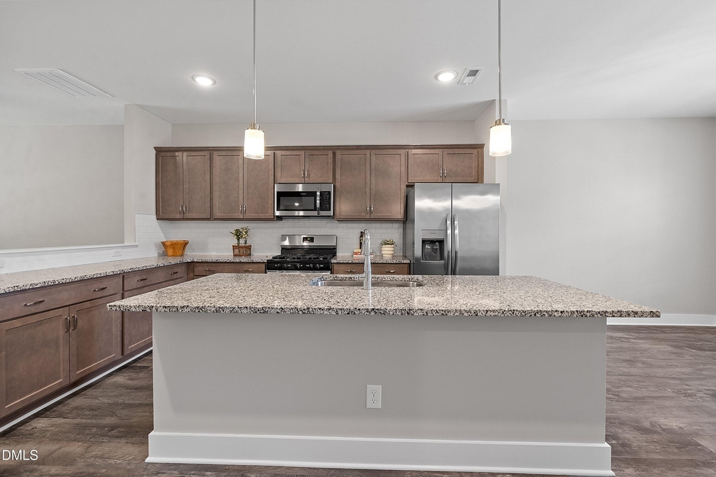 825 S Franklin Street - Photo 14