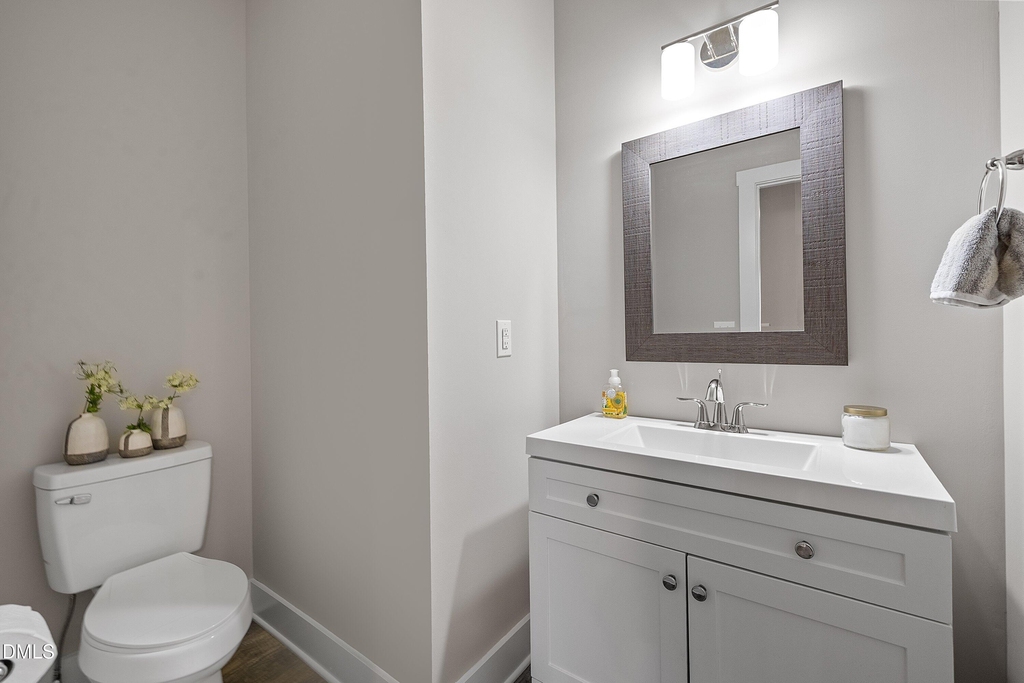 825 S Franklin Street - Photo 26