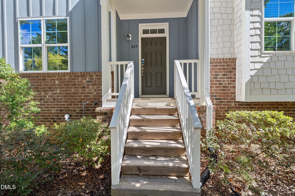 825 S Franklin Street - Photo 8