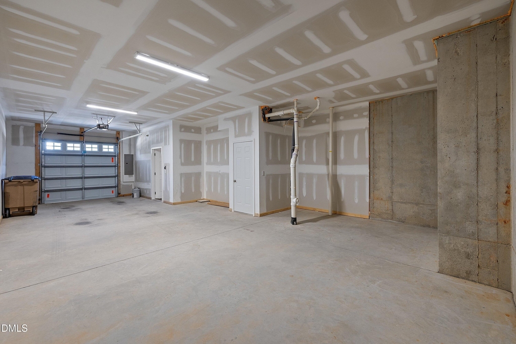 825 S Franklin Street - Photo 27