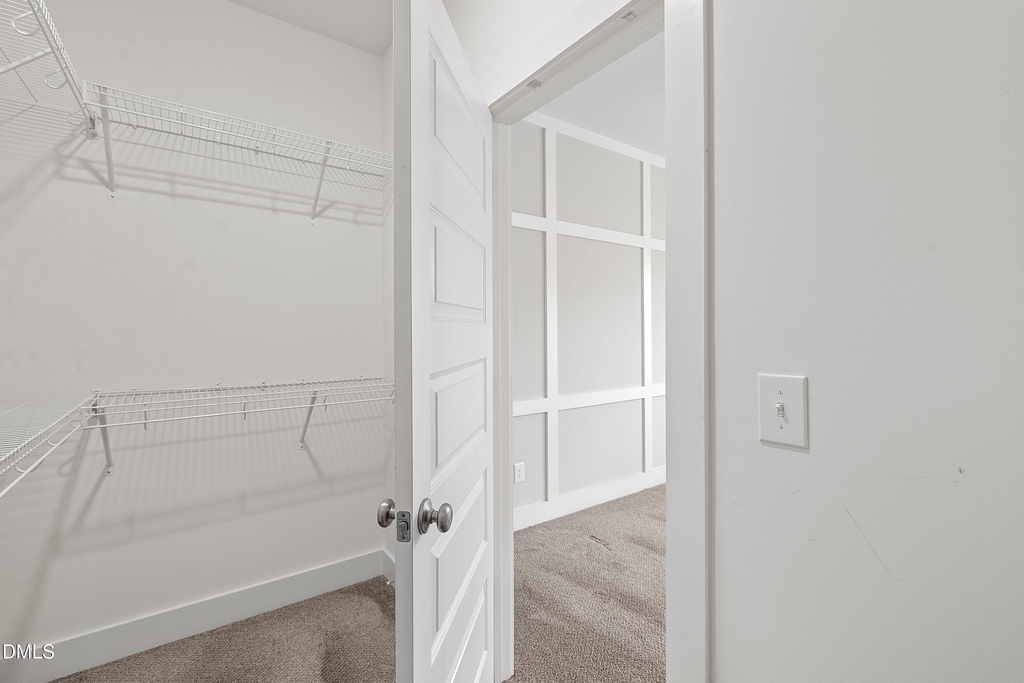 825 S Franklin Street - Photo 31