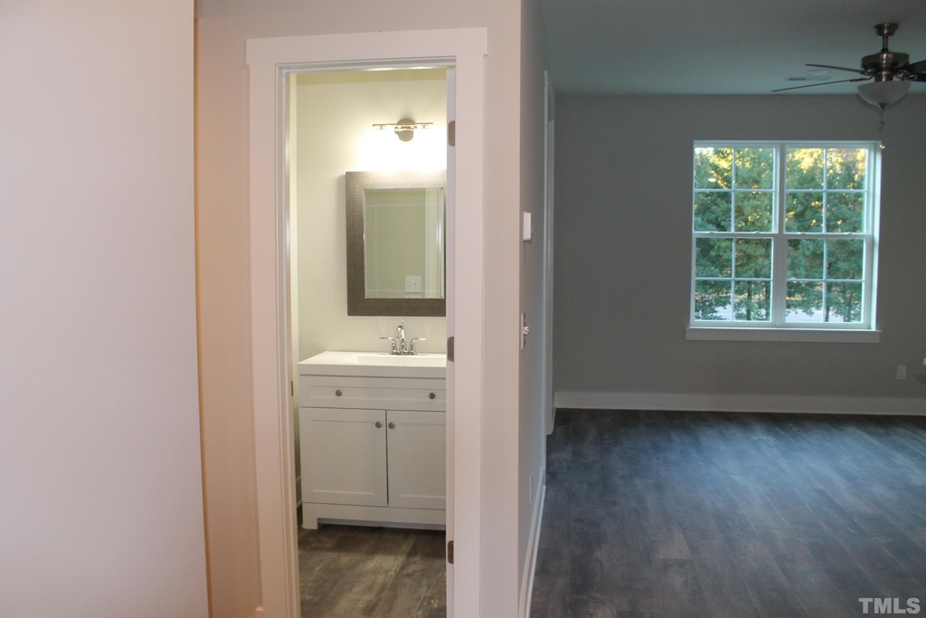 825 S Franklin Street - Photo 15