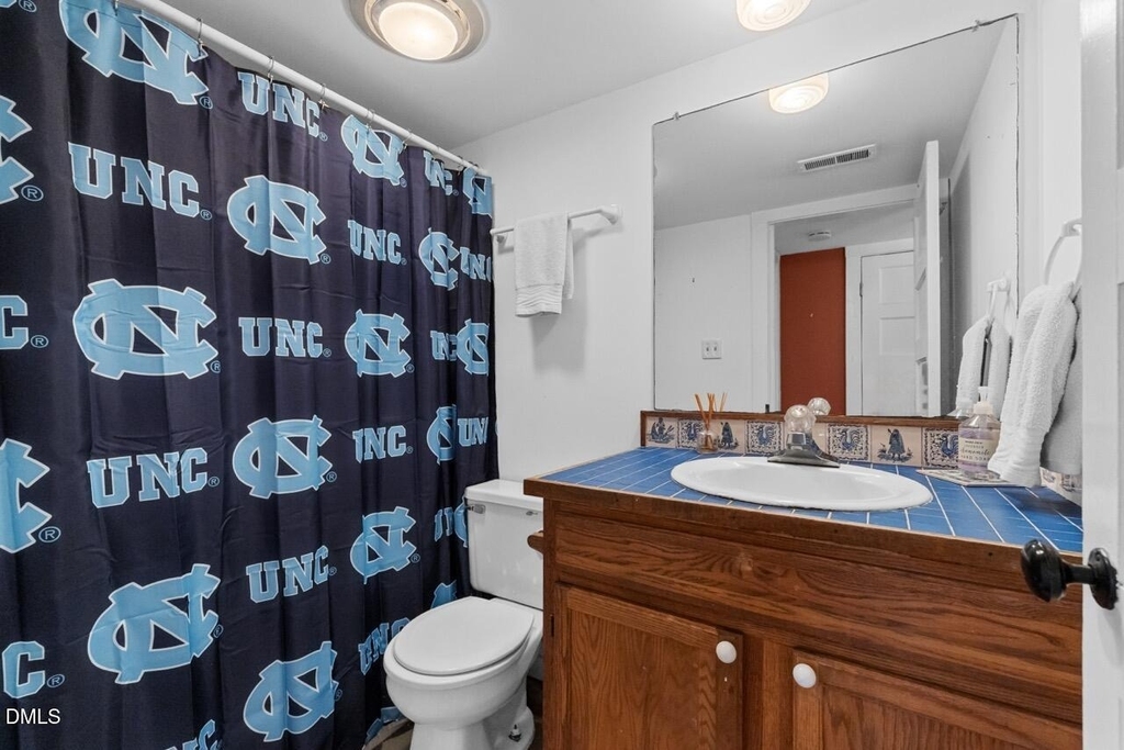 303 Henderson Street - Photo 5