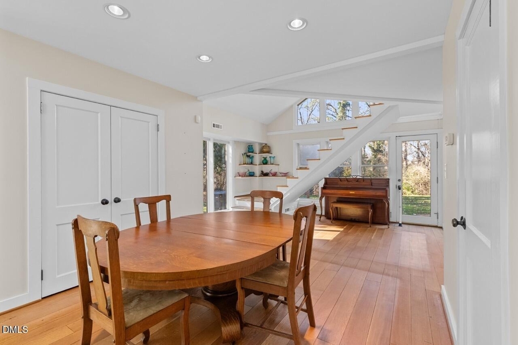 303 Henderson Street - Photo 17