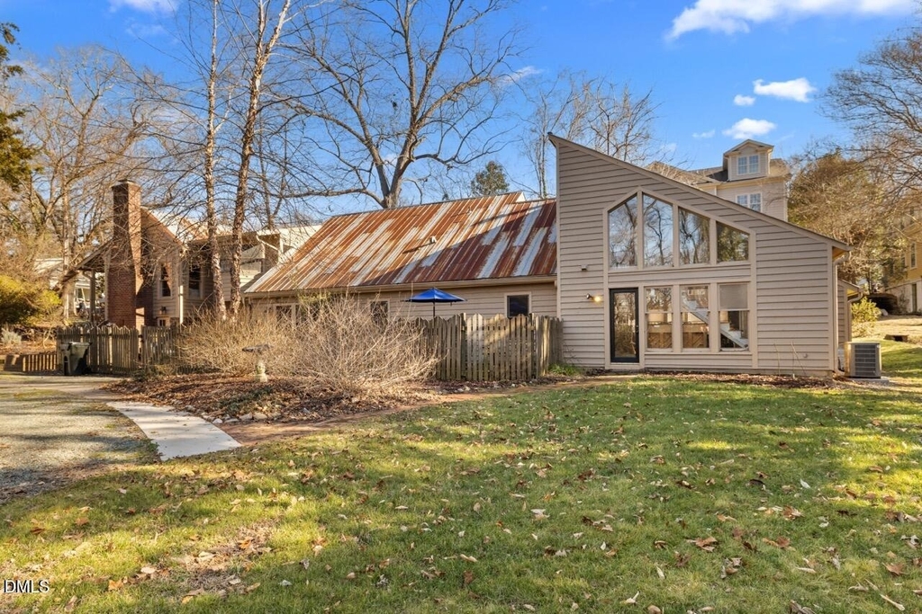 303 Henderson Street - Photo 1