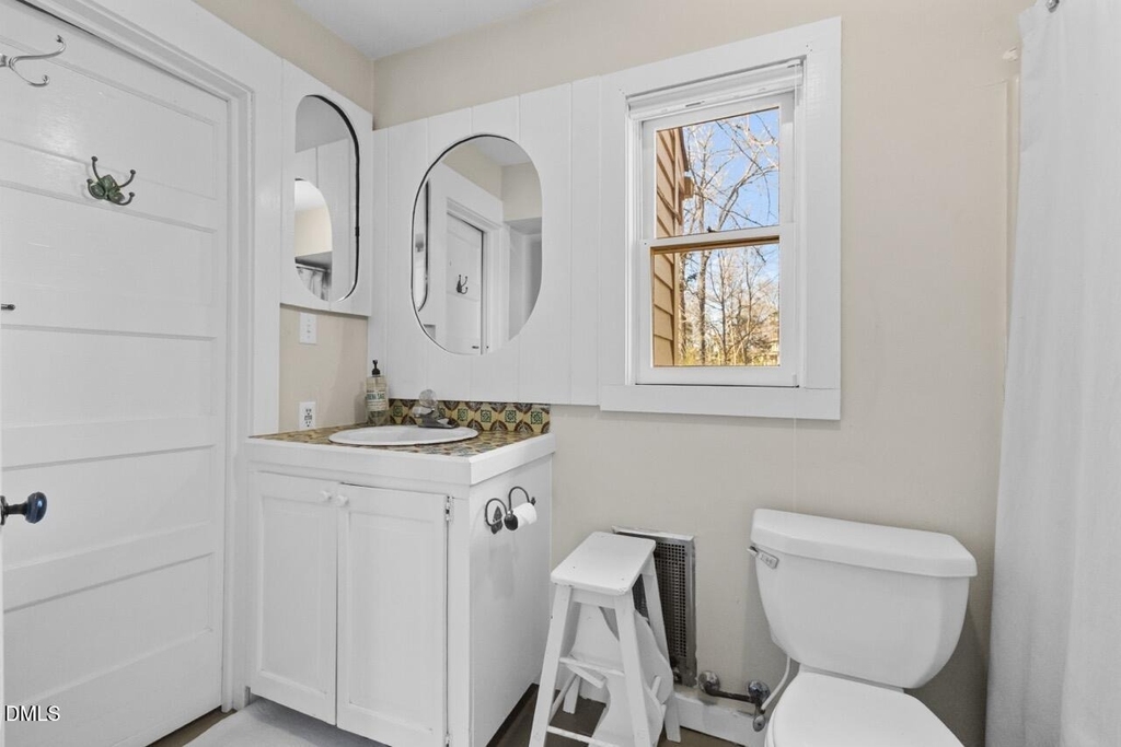 303 Henderson Street - Photo 25