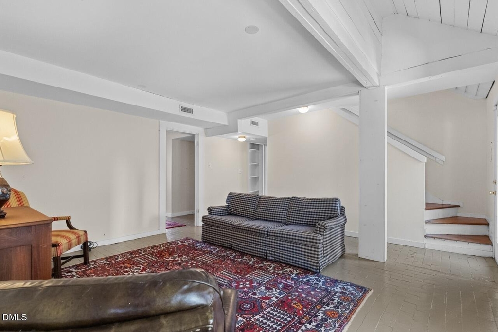 303 Henderson Street - Photo 22