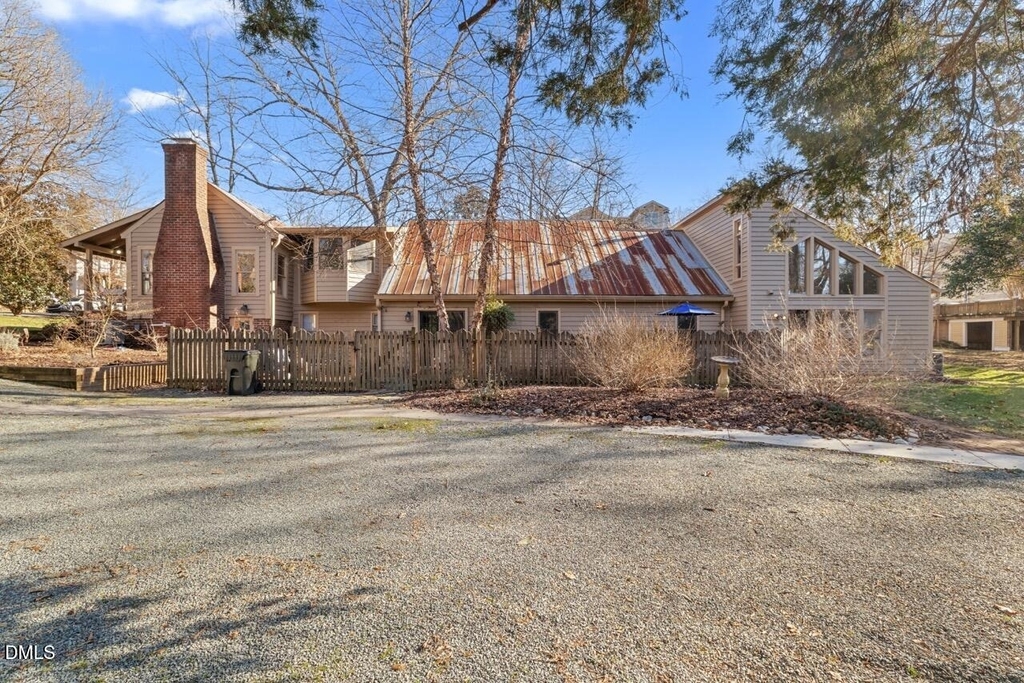 303 Henderson Street - Photo 27