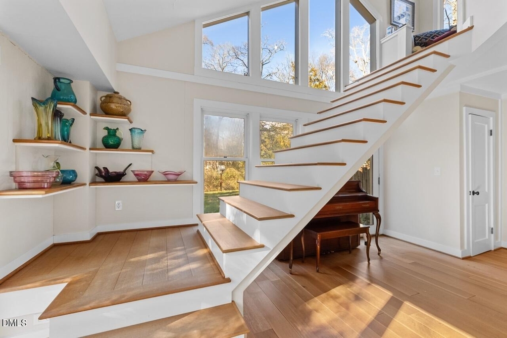 303 Henderson Street - Photo 19