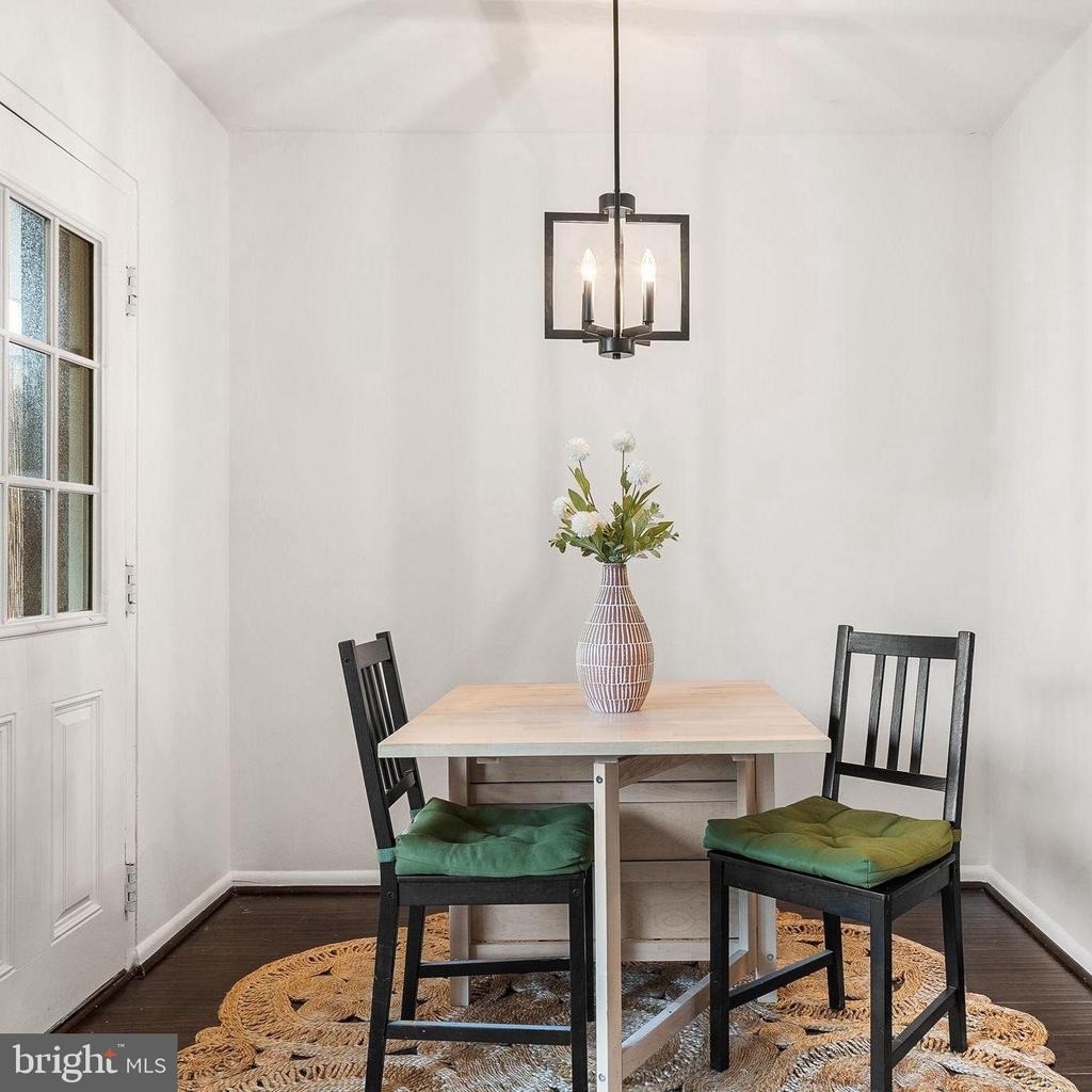 4401 Cherry Hill Road - Photo 8
