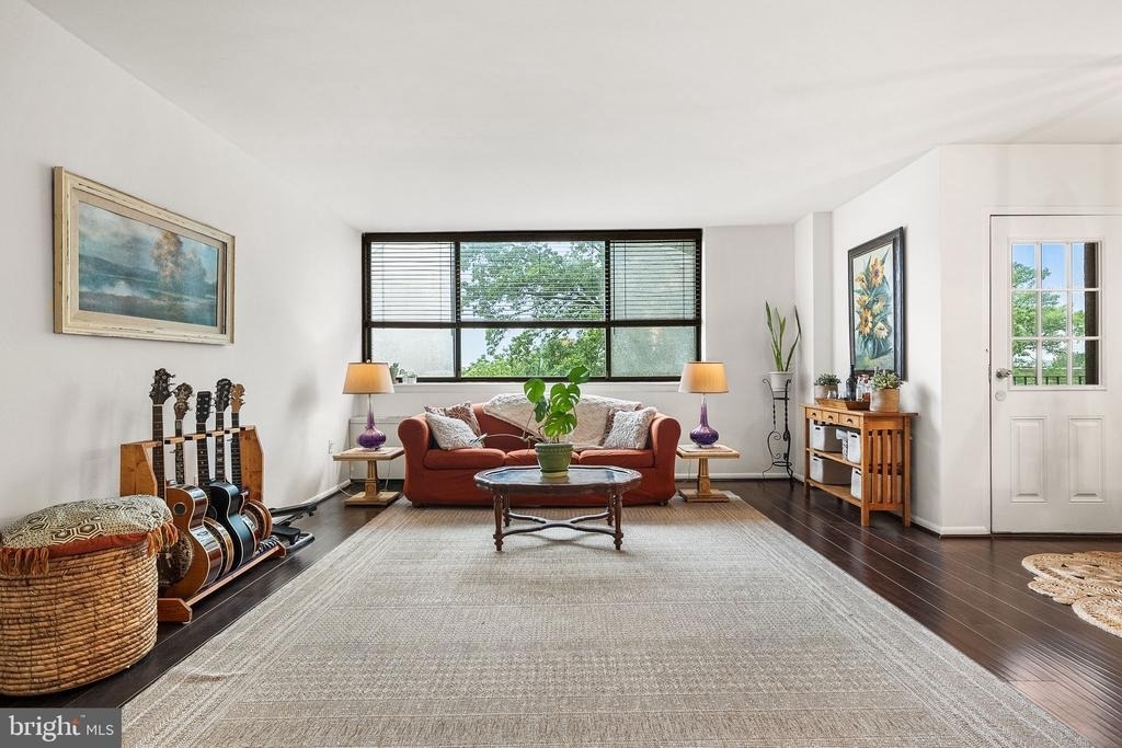 4401 Cherry Hill Road - Photo 3