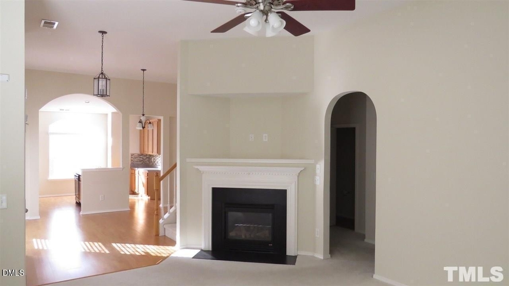 8204 Stone Cellar Drive - Photo 4