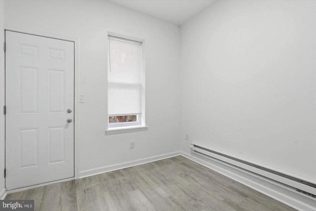 5715 Malcolm Street - Photo 11