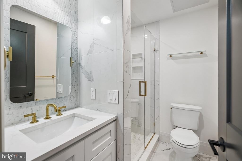 135 S 19th Street - Photo 12